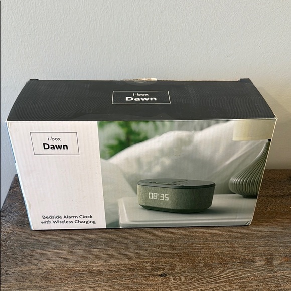 BRAND new open box | i-box | Dawn Bedside Alarm Clock | Wireless Charging - Picture 1 of 5